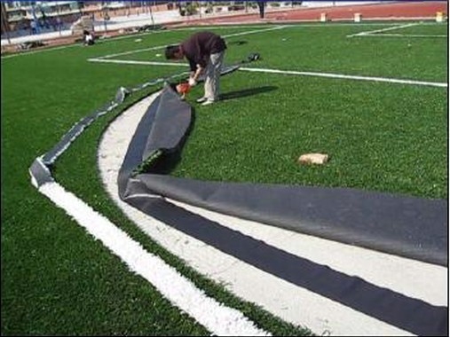 Pelouse artificielle d'herbe du football d'installation artificielle molle d'herbe